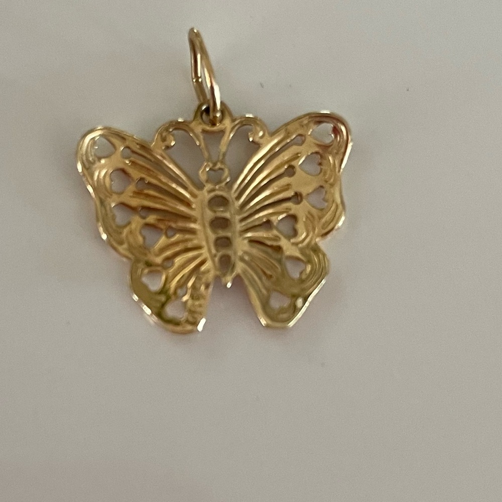 14k Yellow Gold Butterfly Charm Pendant - Picture 8 of 10